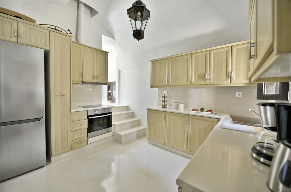Luxury Villa, 3 Bedrooms | Private kitchen | Full-size fridge, oven, stovetop, dishwasher