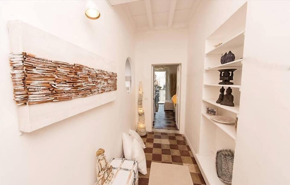 2 bedrooms, iron/ironing board, free cribs/infant beds, free WiFi