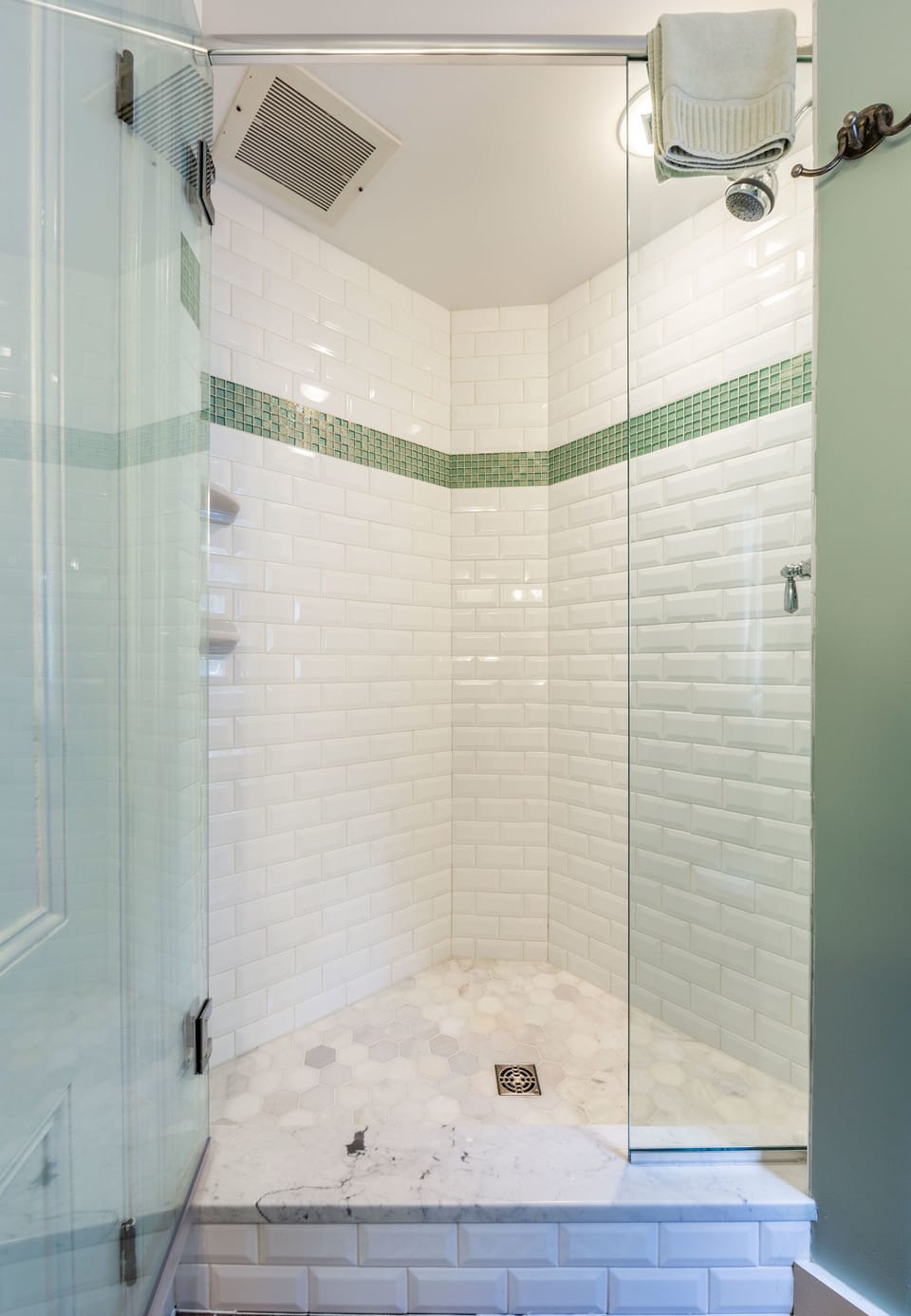 Cranberry Isles Room (Detached Bathroom) | Bathroom | Free toiletries, hair dryer, bathrobes, towels