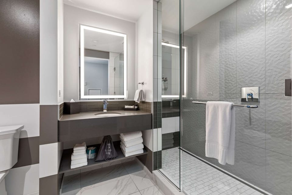 Bathroom shower