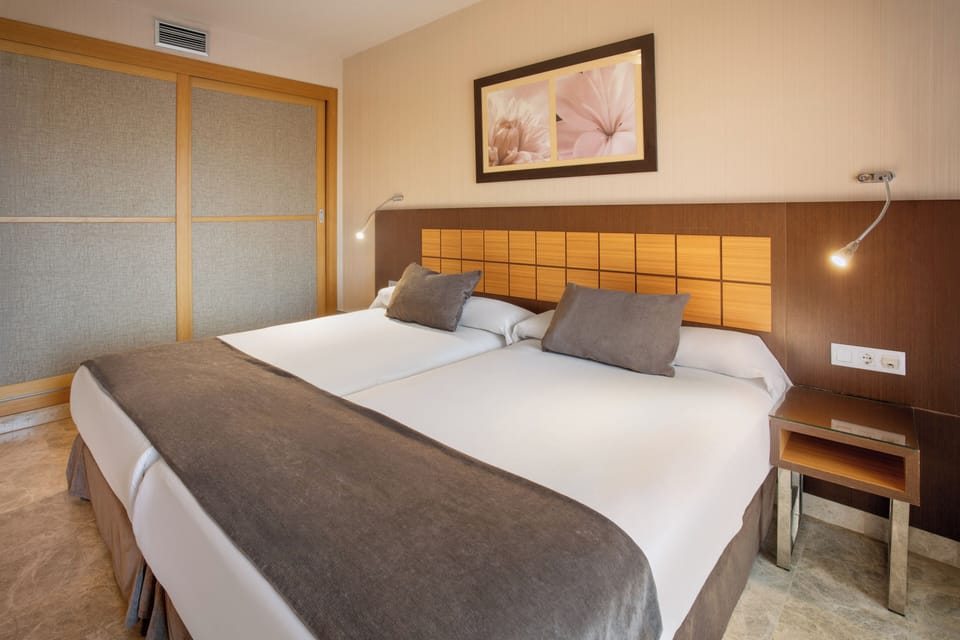 1 bedroom, minibar, in-room safe, blackout drapes