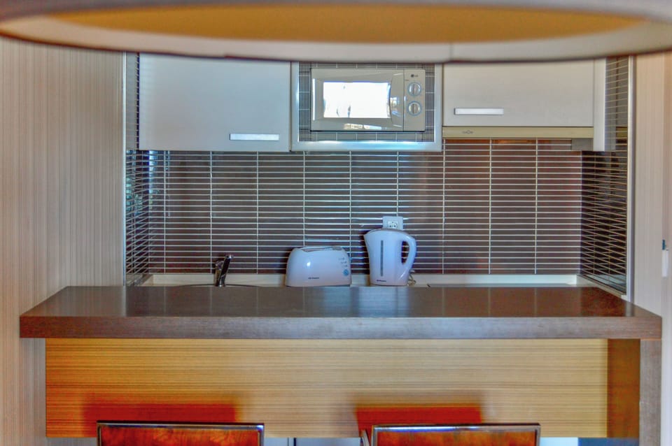1 bedroom, minibar, in-room safe, blackout drapes
