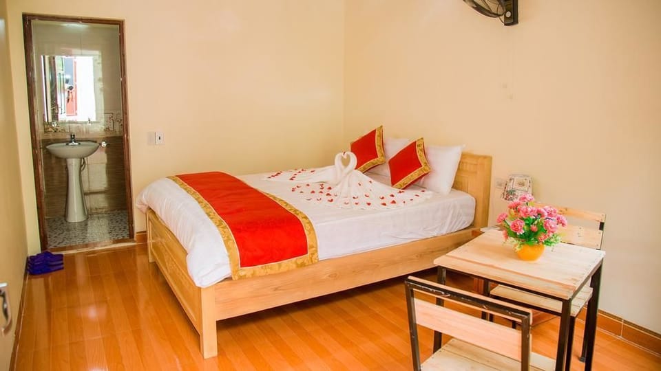 Double Room | In-room safe, blackout drapes, soundproofing, free WiFi