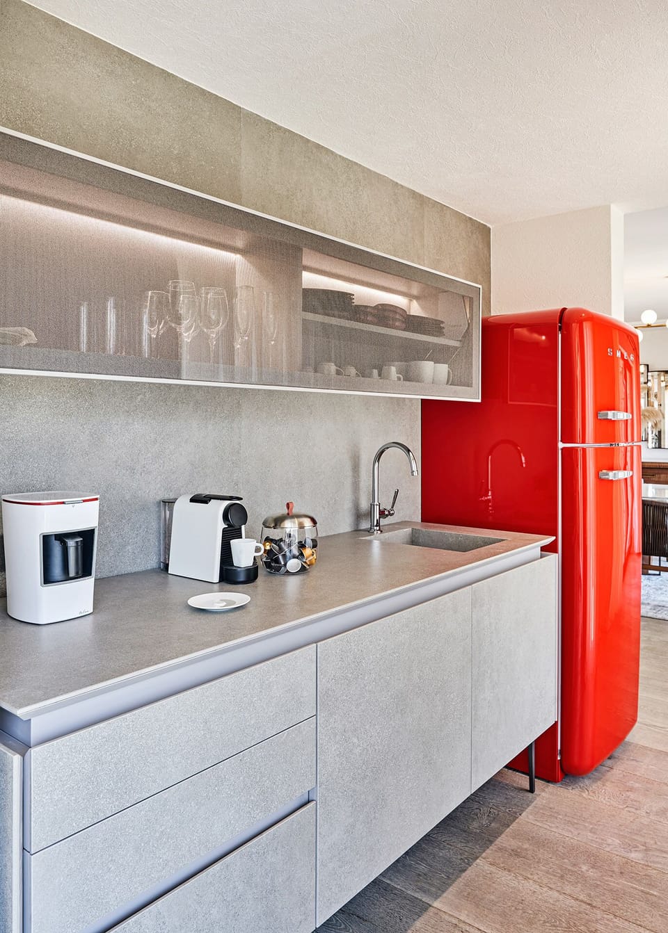 Panaroma 1 Bedroom Suite Sea View | Private kitchen | Espresso maker, coffee/tea maker, electric kettle