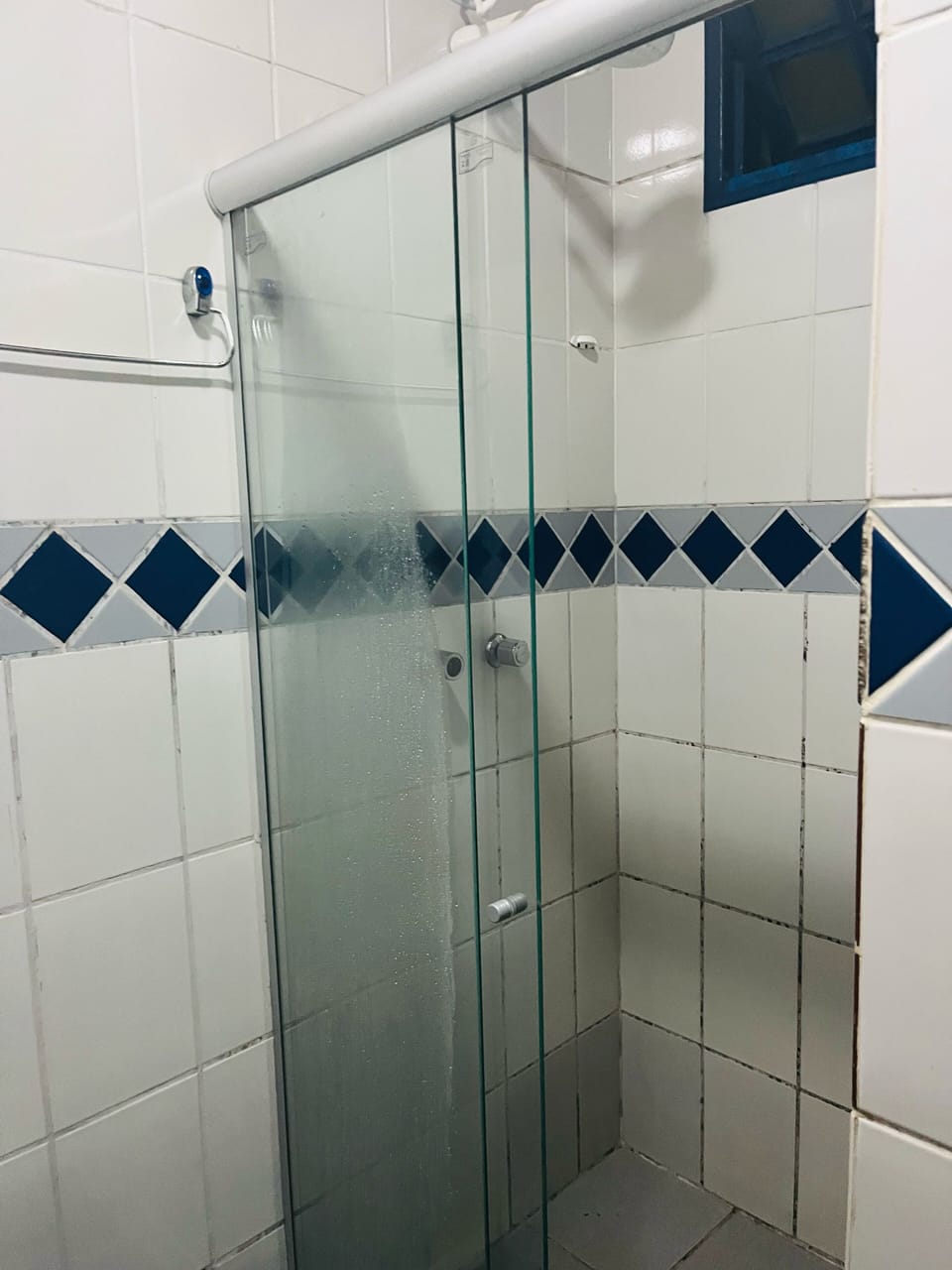 Shower, towels