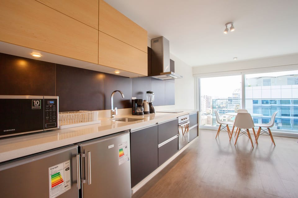 Deluxe Apartment, 2 Bedrooms, Non Smoking, Private Bathroom | Private kitchen | Coffee/tea maker, full-size fridge, microwave, oven