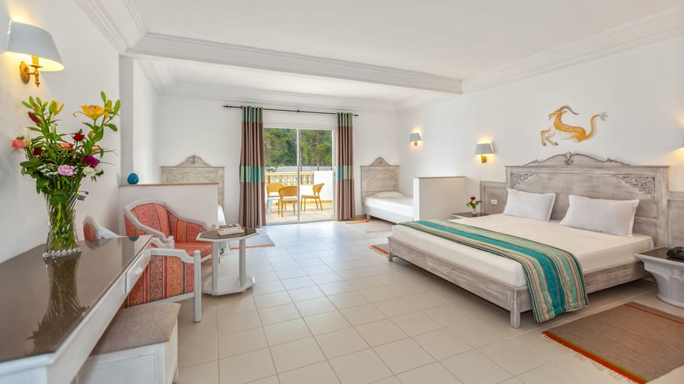 In-room safe, desk, free WiFi, wheelchair access