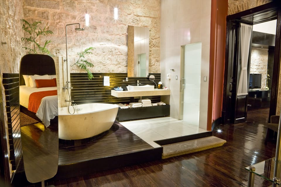 Master Suite | Bathroom | Separate tub and shower, designer toiletries, hair dryer, bathrobes