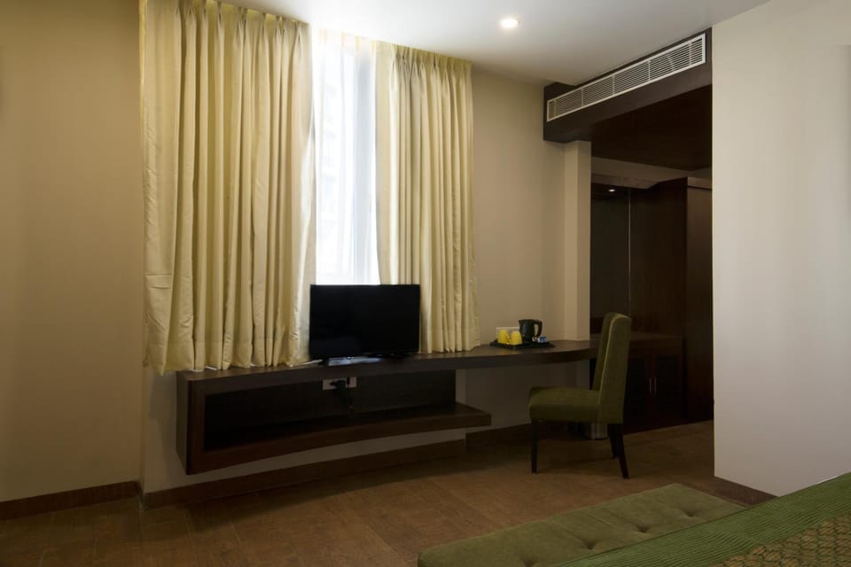 In-room safe, soundproofing, iron/ironing board, rollaway beds