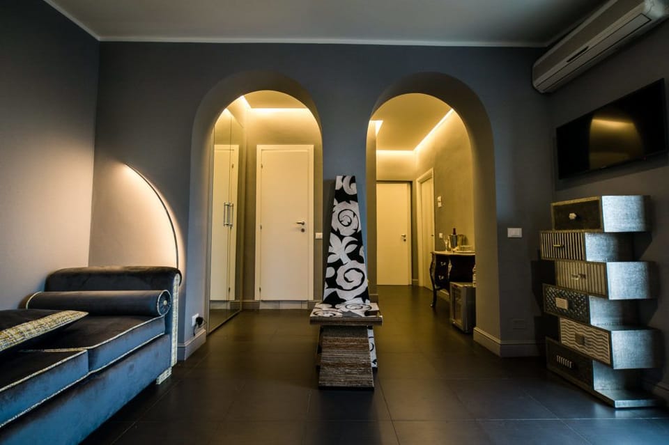 Family Quadruple Room | Bathroom amenities | Shower, rainfall showerhead, free toiletries, hair dryer