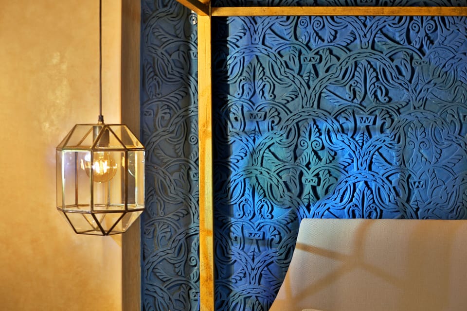 BALCONY SUITE | Egyptian cotton sheets, premium bedding, down comforters, in-room safe