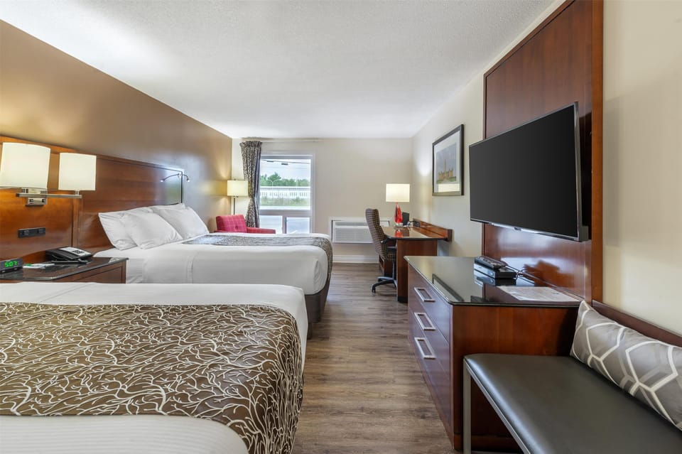 Standard Room, 2 Double Beds, Non Smoking, Refrigerator & Microwave | Premium bedding, Select Comfort beds, desk, laptop workspace