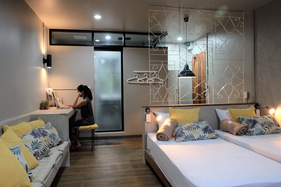  Private Room for 6 Persons (4th floor - no lift) | Free WiFi