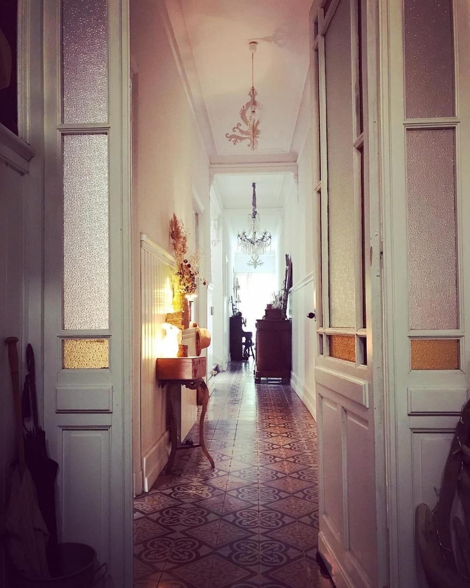 Le Logis Blanc. Chambres d'hotes Bed and Breakfast in Narbonne