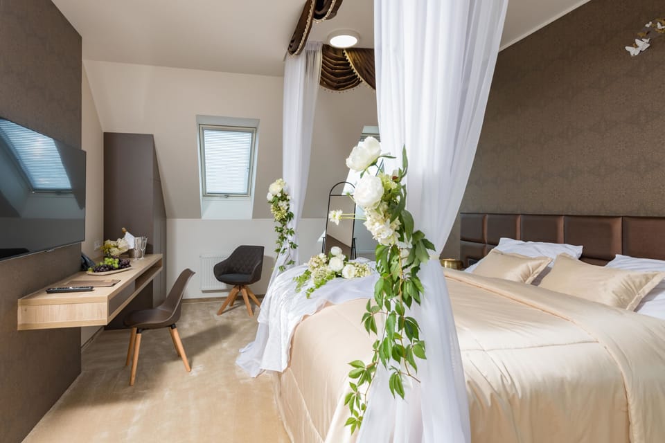 Romantic Suite, Terrace | Minibar, in-room safe, desk, laptop workspace