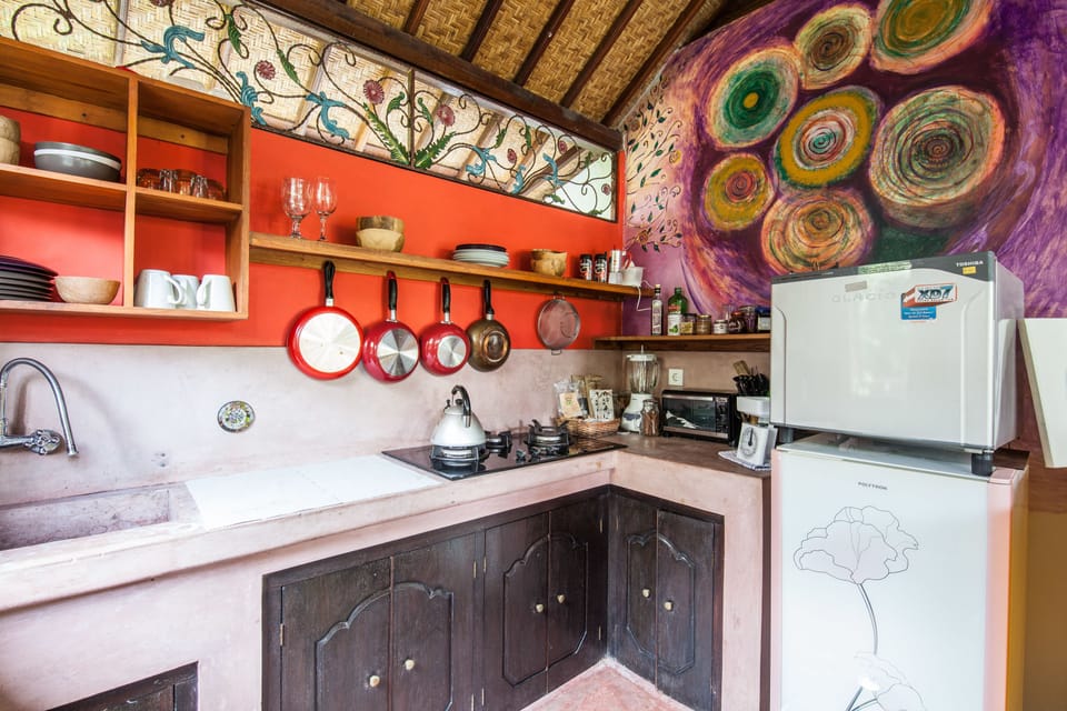 Traditional Villa, 2 Bedrooms, Garden Area | Private kitchenette | Fridge, microwave, oven, stovetop