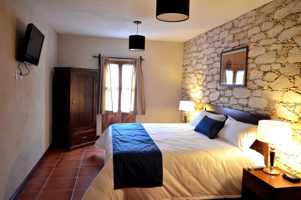 Master Room | Premium bedding, down comforters, in-room safe, individually decorated