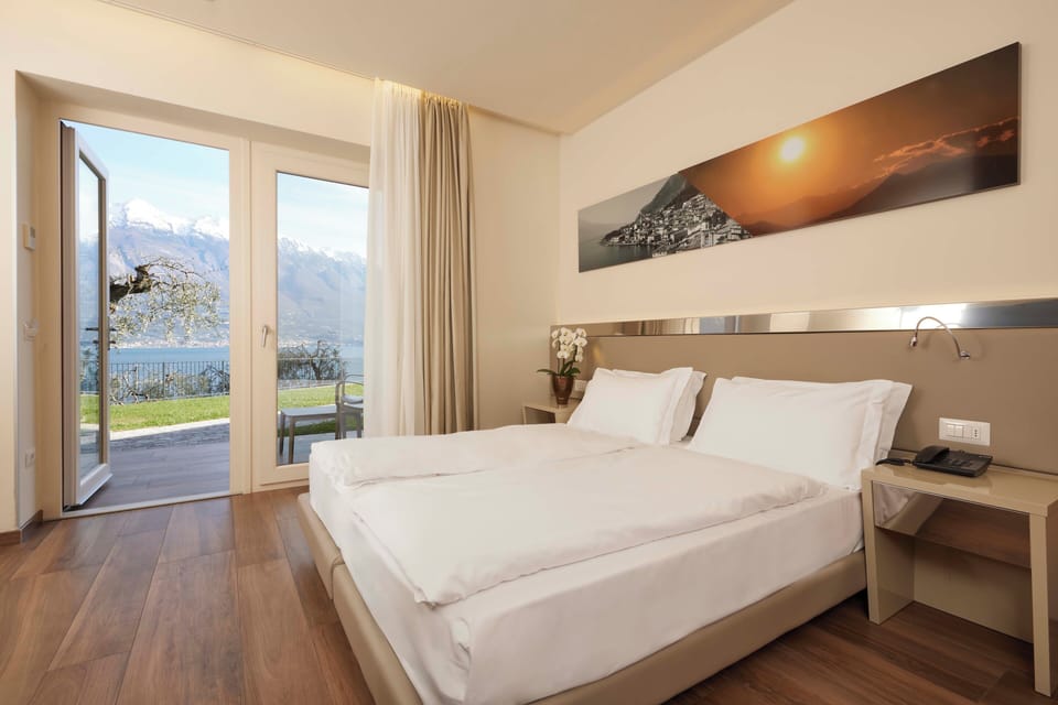 Standard Double or Twin Room, Garden Area | In-room safe, free WiFi, bed sheets