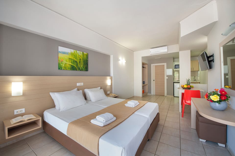 Studio,Ground Floor | In-room safe, desk, soundproofing, free WiFi