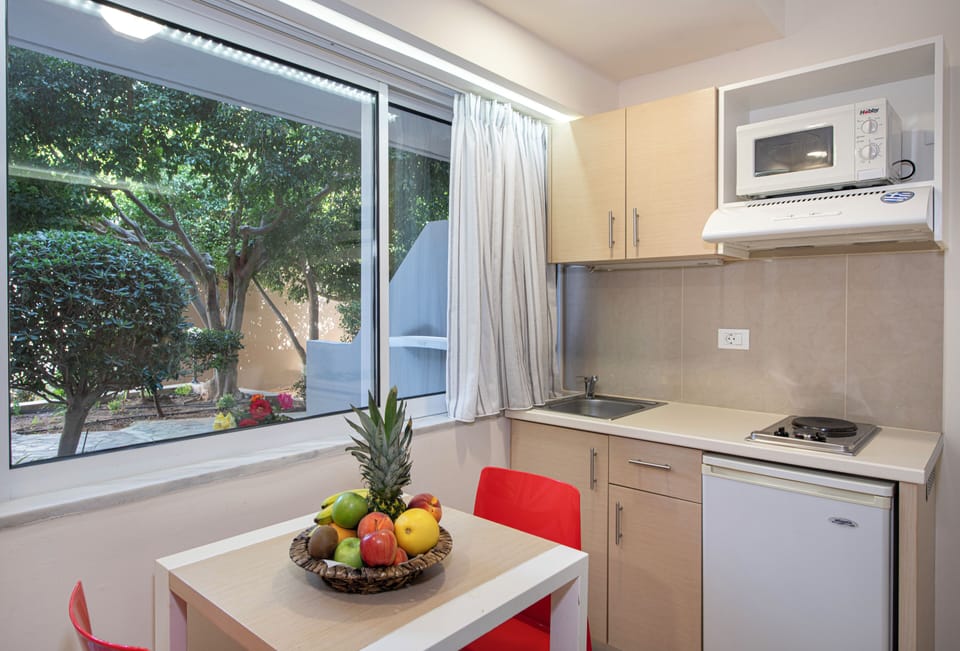 Studio,Ground Floor | In-room safe, desk, soundproofing, free WiFi