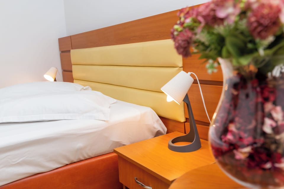 Basic Triple Room, 3 Twin Beds | In-room safe, free WiFi