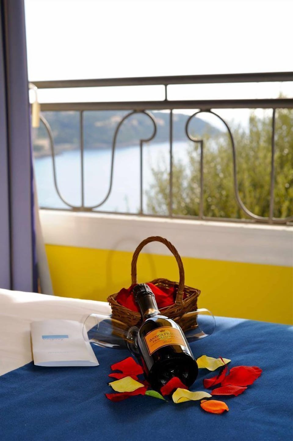 Double or Twin Room, Sea View | Room amenity