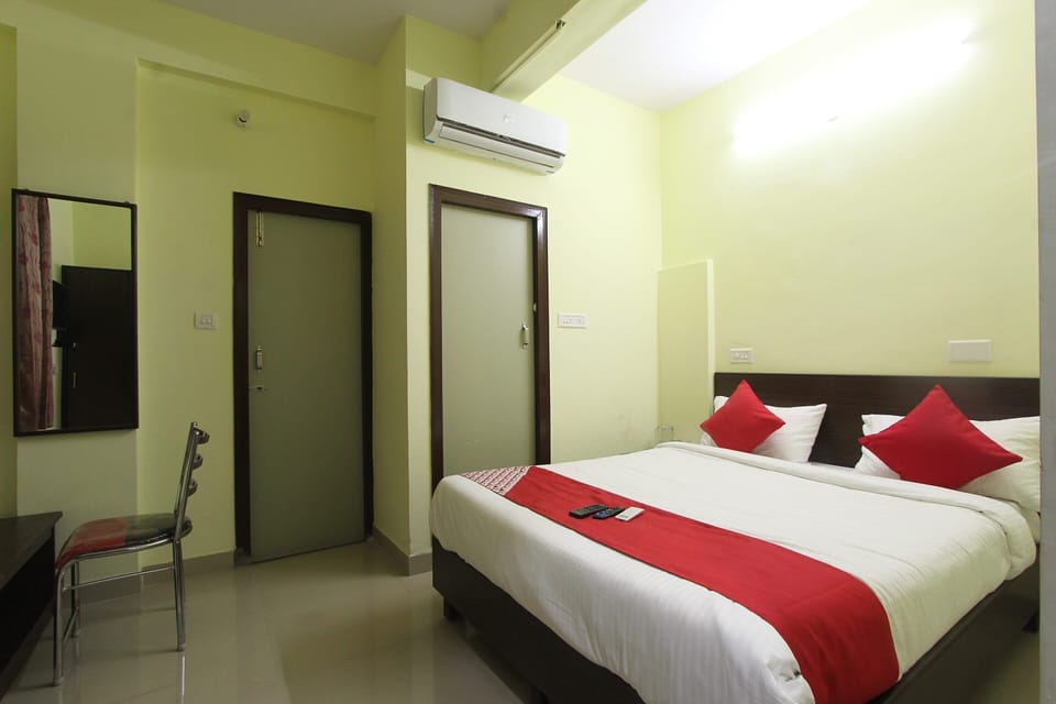 Basic Double Room | Bed sheets