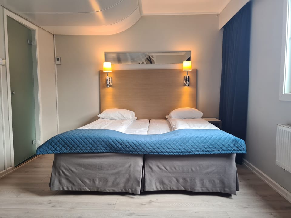 Standard Twin Room, 2 Twin Beds, Non Smoking | Desk, blackout drapes, soundproofing, free WiFi