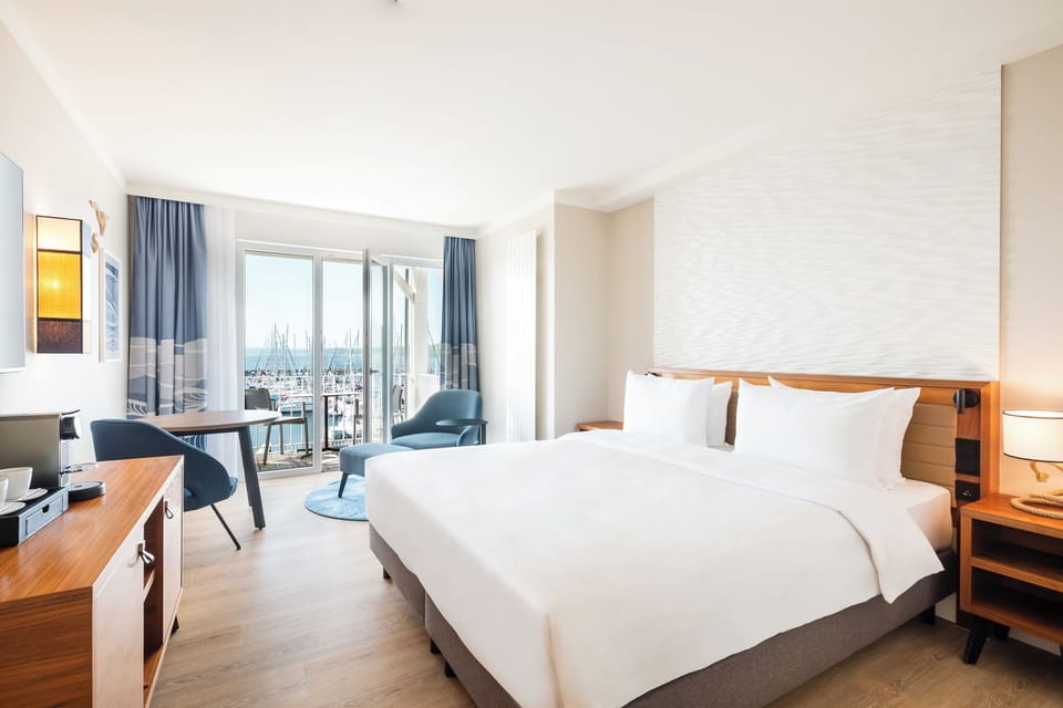 Premium Room, Sea View (1 King Bed) | In-room safe, desk, blackout drapes, iron/ironing board (on request)