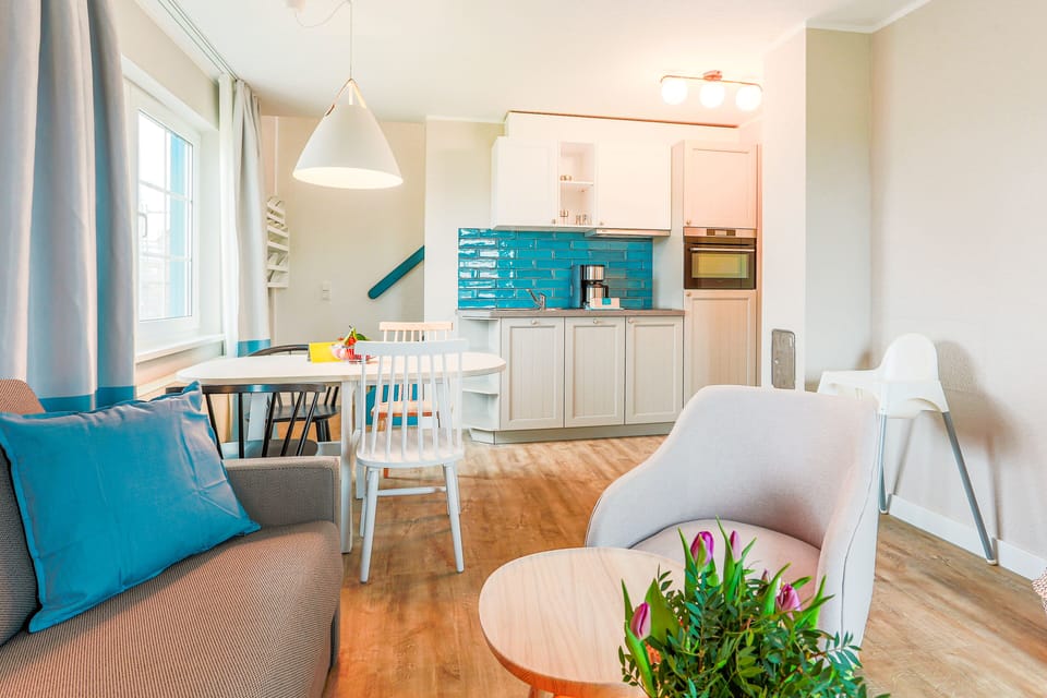 Maisonette Apartment | Private kitchen | Full-size fridge, microwave, oven, stovetop