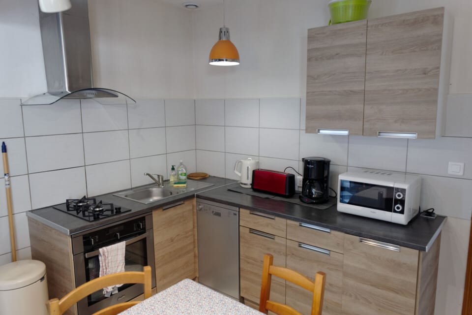 Apartment, Ensuite (Appartement de plein pied) | Private kitchen