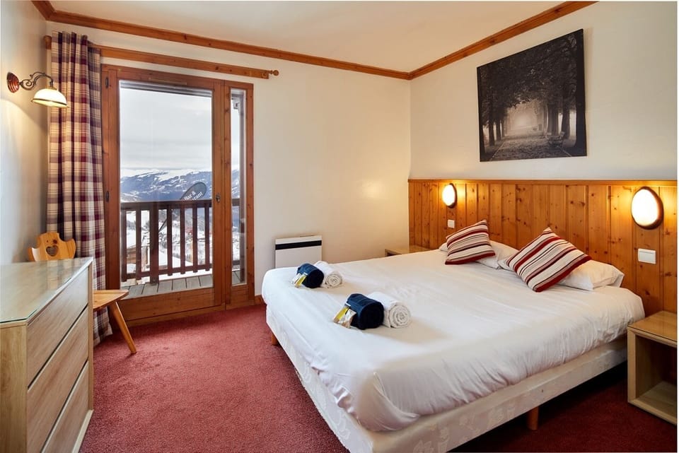 Classic Double Room, 1 Double Bed, Non Smoking | Premium bedding, individually decorated, individually furnished