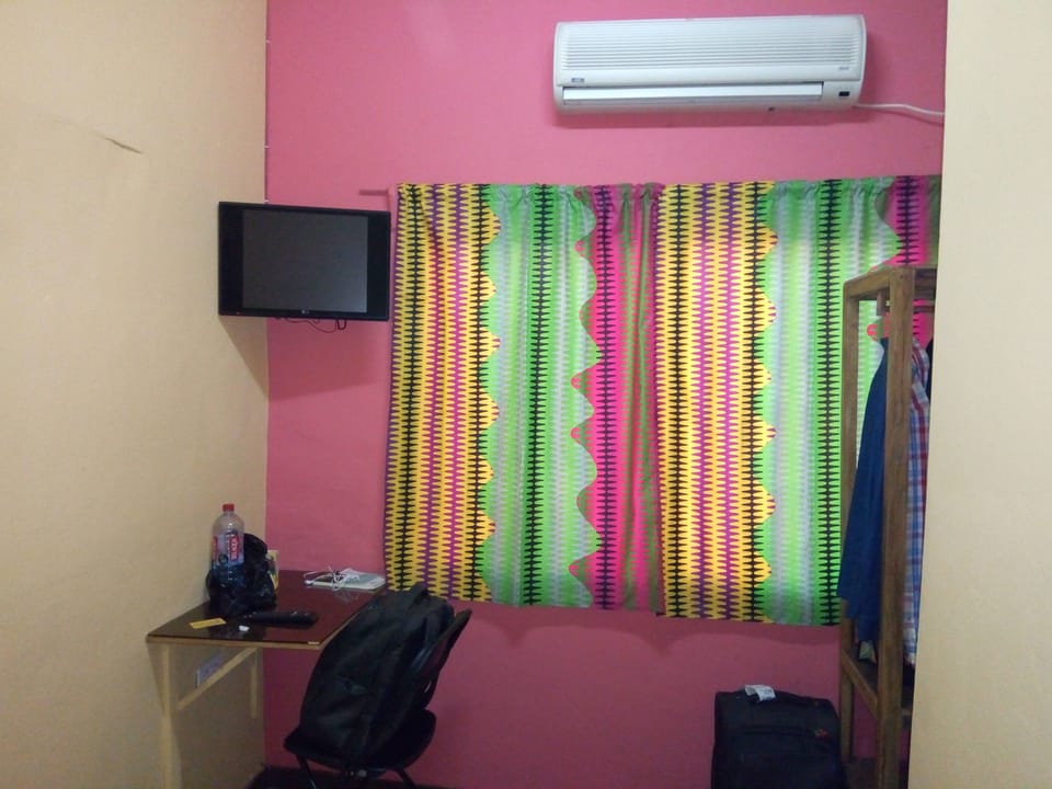 Hypo-allergenic bedding available, desk, blackout drapes, WiFi (free)