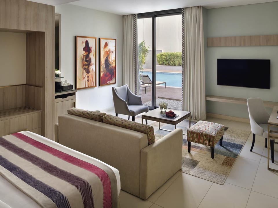 Minibar, in-room safe, desk, blackout drapes
