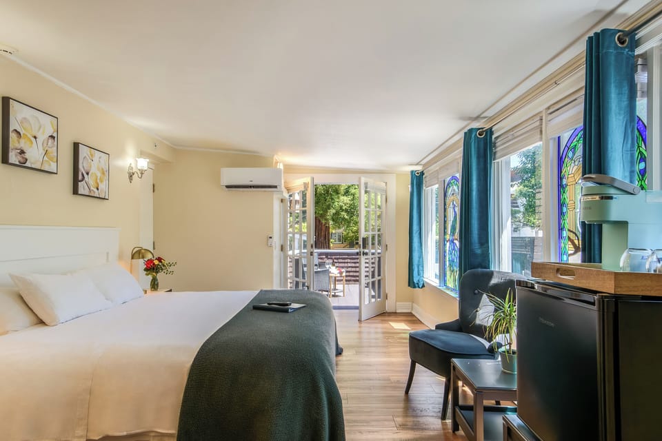 Accessible Suite (ADA) | Premium bedding, in-room safe, iron/ironing board, free WiFi