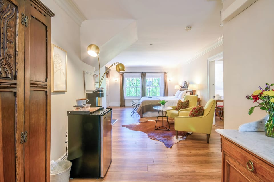 Lady Margaret's Room | Premium bedding, in-room safe, iron/ironing board, free WiFi