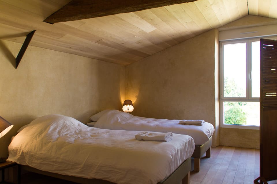 Premium Quadruple Room, Private Bathroom | Hypo-allergenic bedding, individually decorated, free rollaway beds