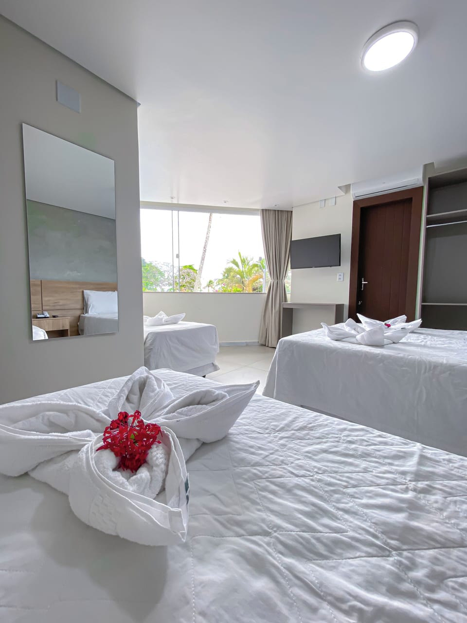 Superior Room | Minibar, in-room safe, blackout drapes, free WiFi