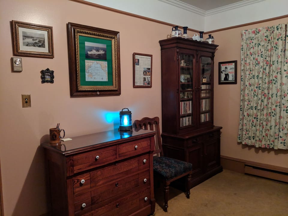Deluxe Single Room, 1 Twin Bed | Individually decorated, individually furnished, free WiFi