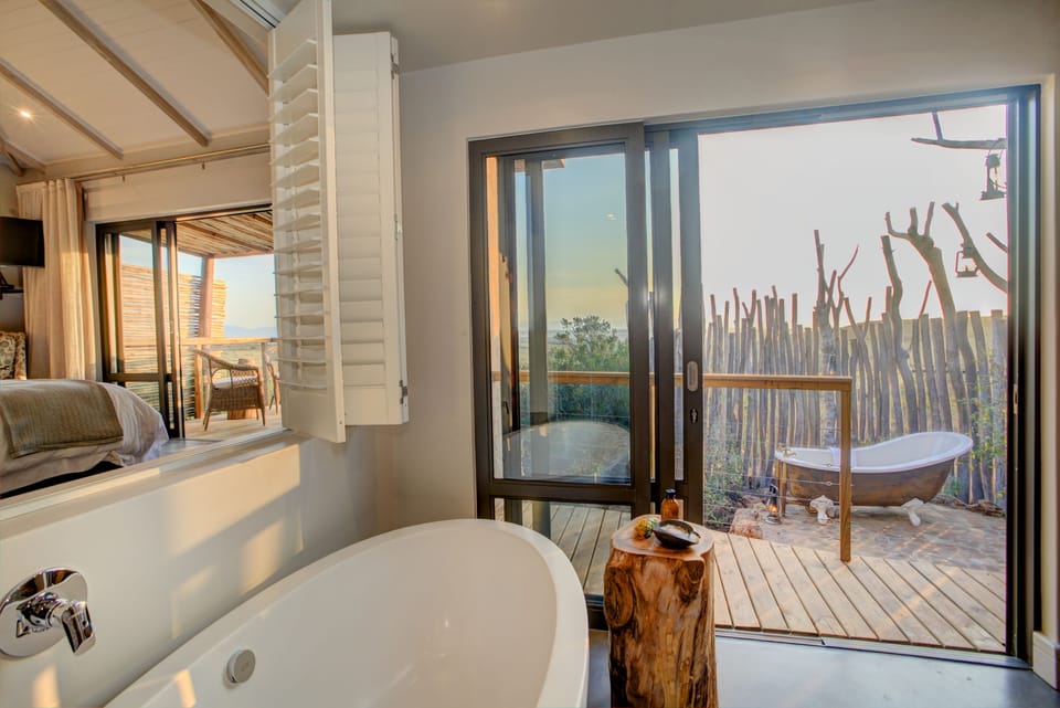 Family Suite | Premium bedding, minibar, in-room safe, soundproofing