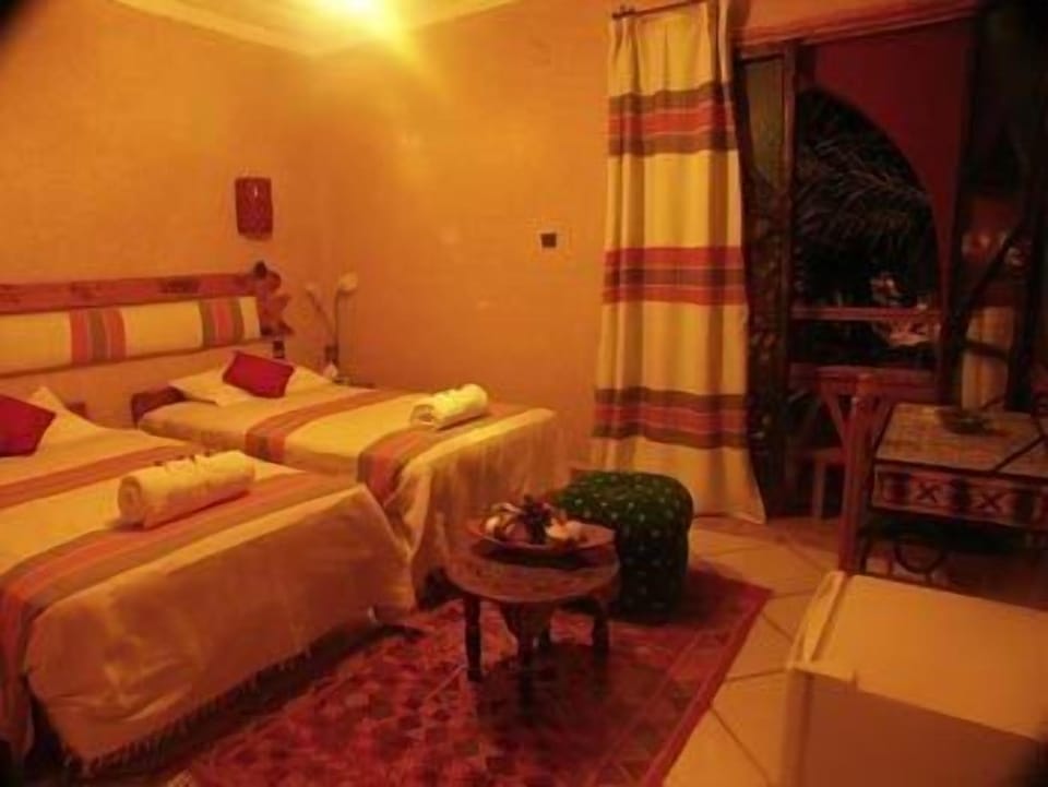Minibar, desk, soundproofing, cribs (surcharge)
