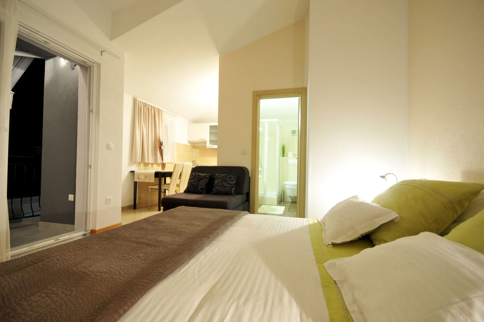 Standard Apartment, Balcony | 1 bedroom, premium bedding, pillowtop beds, in-room safe