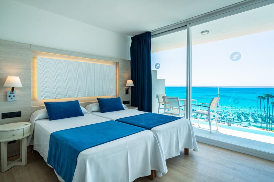 1 bedroom, desk, WiFi (free), bed sheets