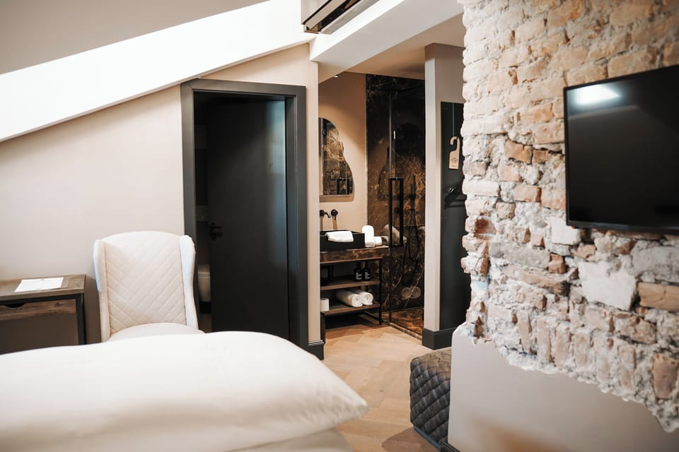 Room | In-room safe, individually decorated, blackout drapes, soundproofing
