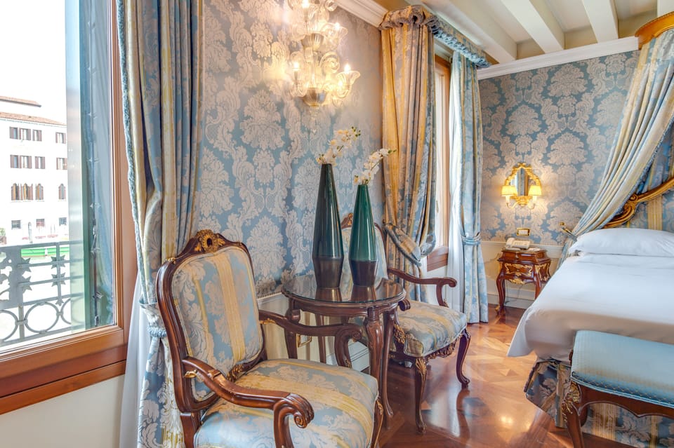 Suite, Canal View (Prestige) | Premium bedding, down comforters, pillowtop beds, minibar