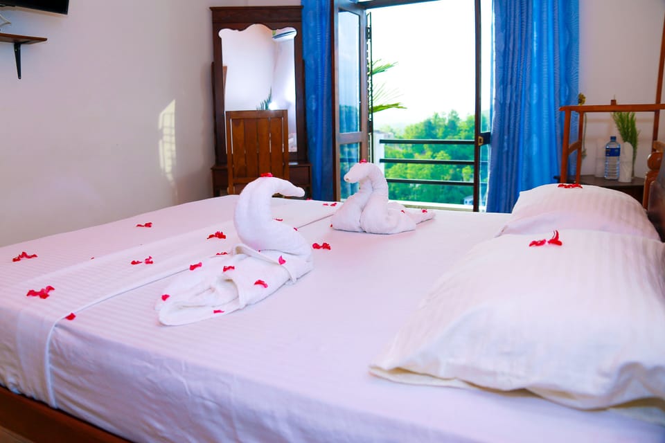 Double Room, Mountain View | WiFi (free)