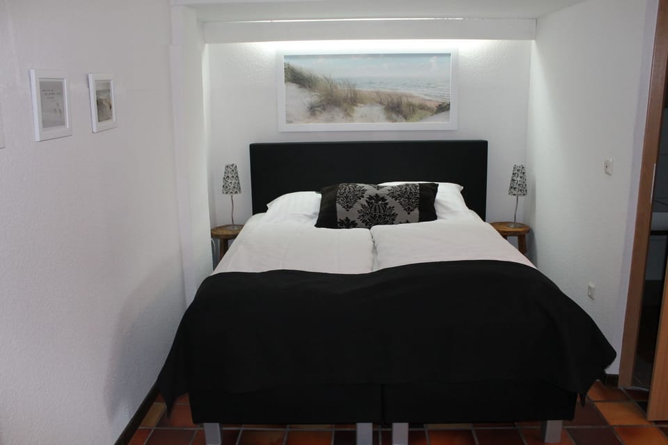 Individually furnished, desk, blackout drapes, soundproofing