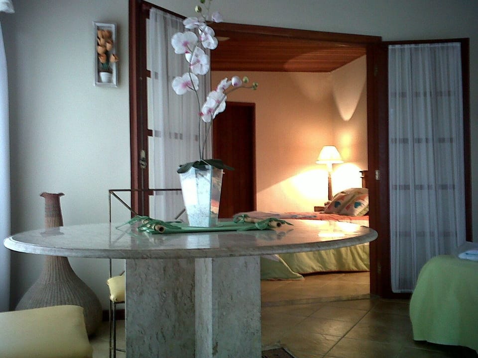Deluxe Quadruple Room | Minibar, desk, blackout drapes, WiFi (free)