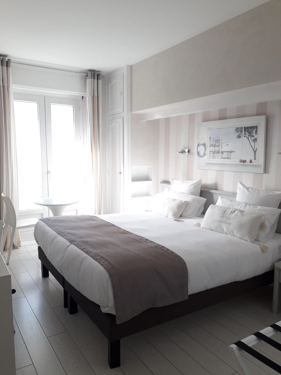 Double Room, Sea facing | Premium bedding, in-room safe, desk, cribs/infant beds