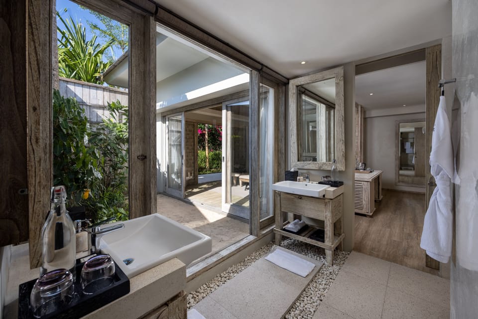 Deluxe Villa, 3 Bedrooms, Private Pool | Bathroom | Separate tub and shower, rainfall showerhead, free toiletries